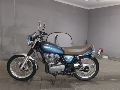 Yamaha SR400-1  с аукциона в Японии