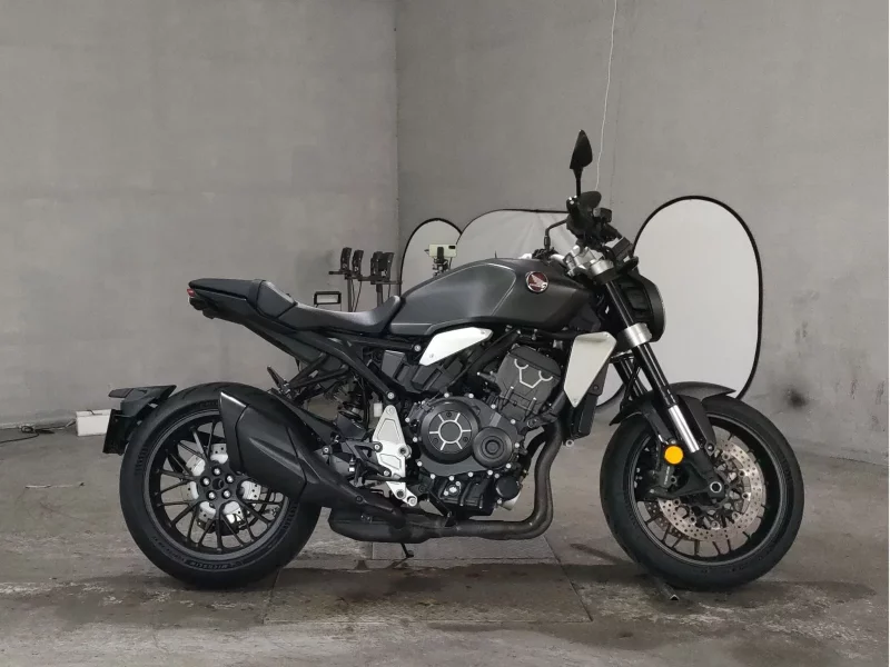 Honda CB1000R лот № 7153 оценка 4.5  с аукциона в Японии