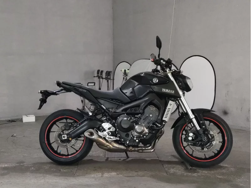Yamaha MT-09 лот № 8265 оценка 4  с аукциона в Японии