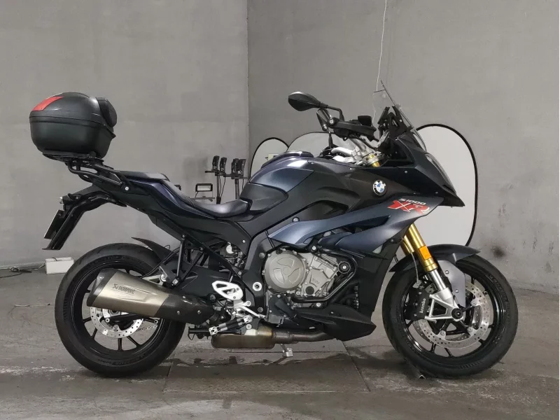 BMW  S1000XR лот № 7541 оценка 4.5  с аукциона в Японии