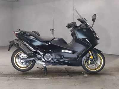 Yamaha T-MAX560  с аукциона в Японии