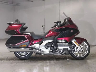 Honda GL1800 TOUR DCT  с аукциона в Японии