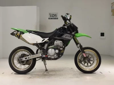 Kawasaki D-TRACKER  с аукциона в Японии