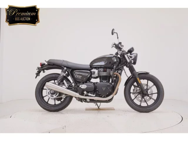 Triumph  SPEED TWIN 900 лот № 7556 оценка 6  с аукциона в Японии