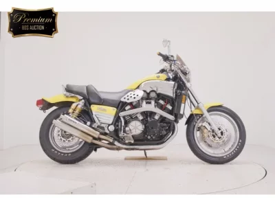 Yamaha V-MAX  с аукциона в Японии