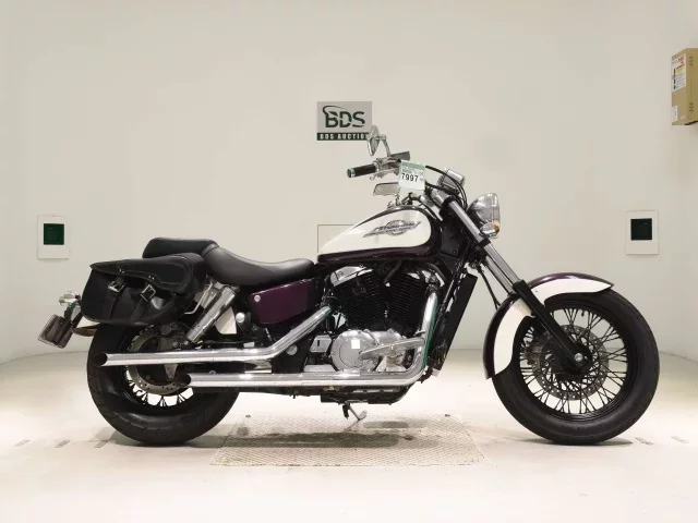Honda SHADOW1100 CLASSIC лот № 7997 оценка 4  с аукциона в Японии