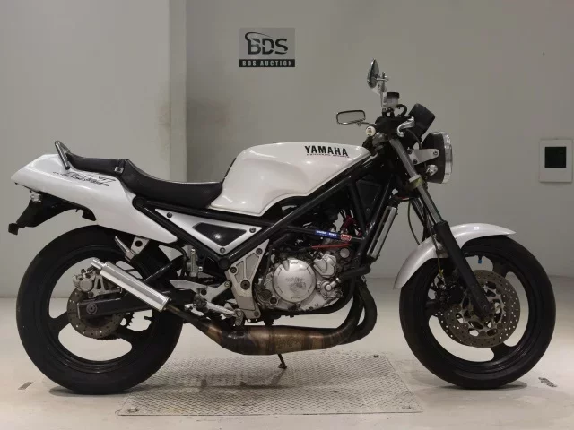 Yamaha R1-Z лот № 5043 оценка 4  с аукциона в Японии