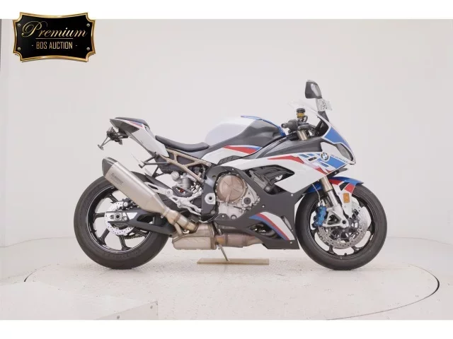 BMW  S1000RR лот № 2505 оценка 6  с аукциона в Японии