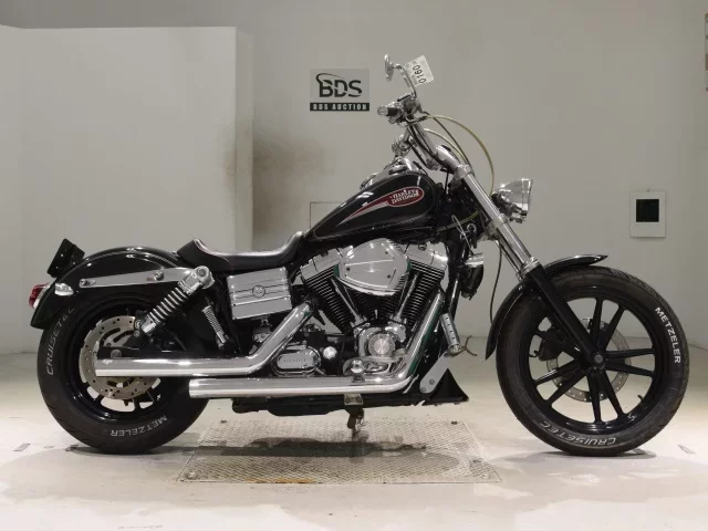 Harley-Davidson HARLEY FXDL1580 лот № 0160 оценка 4  с аукциона в Японии