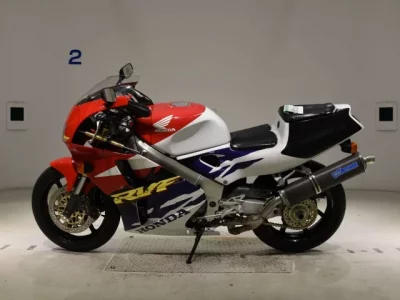 Honda RVF400  с аукциона в Японии