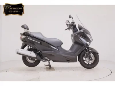 Suzuki BURGMAN 200A  с аукциона в Японии