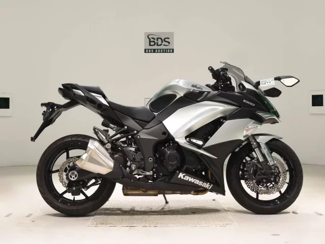 Kawasaki NINJA1000A лот № 0477 оценка 4  с аукциона в Японии