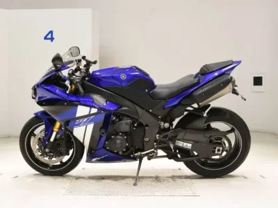 Yamaha YZF-R1  с аукциона в Японии