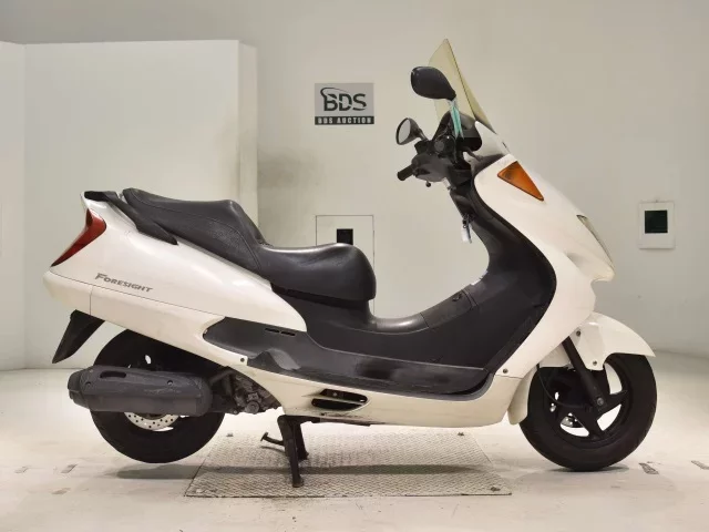 Honda FORESIGHT лот № 2686 оценка 4  с аукциона в Японии