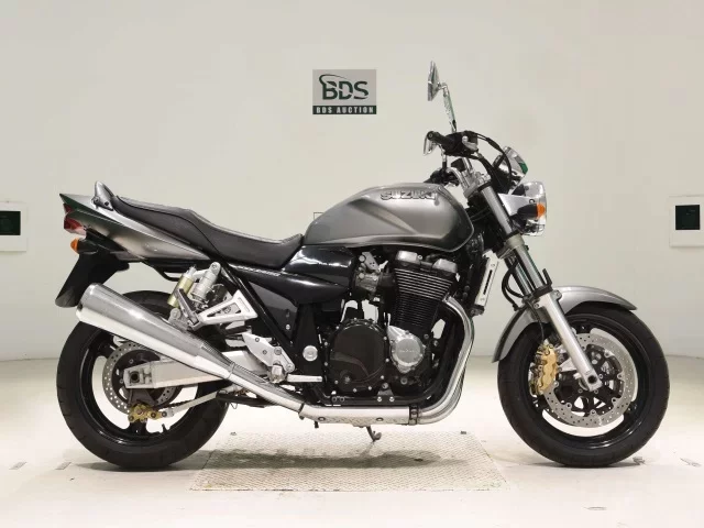 Suzuki GSX1400 лот № 7746 оценка 4  с аукциона в Японии