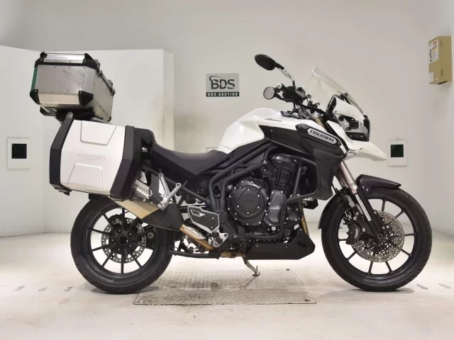 Triumph  TIGER EXPLORER лот № 7636 оценка 5  с аукциона в Японии