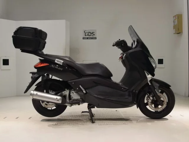 Yamaha X-MAX250 лот № 0548 оценка 4  с аукциона в Японии