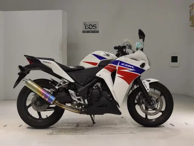 Honda CBR250R ABS лот № 7934 оценка 4  с аукциона в Японии