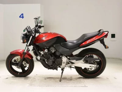 Honda HORNET250  с аукциона в Японии