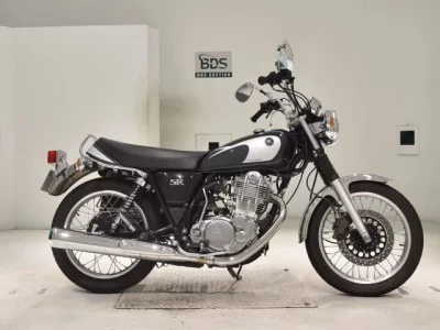 Yamaha SR400-5  с аукциона в Японии
