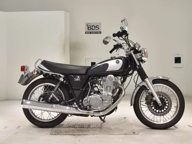Yamaha SR400-5 лот № 0227 оценка 5  с аукциона в Японии