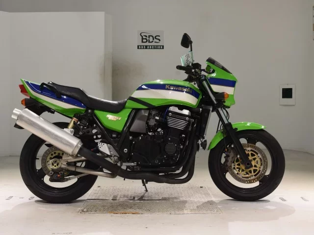 Kawasaki ZRX1100 лот № 2755 оценка 4  с аукциона в Японии