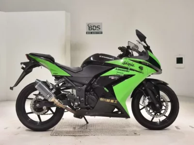 Kawasaki NINJA250R  с аукциона в Японии