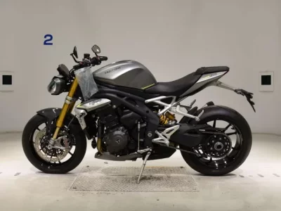 Triumph TRIUMPH SPEED TRIPLE RS  с аукциона в Японии
