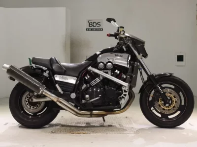 Yamaha V-MAX  с аукциона в Японии