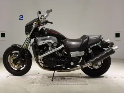 Yamaha V-MAX  с аукциона в Японии