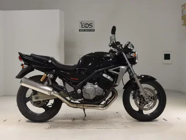 Kawasaki BALIUS250-2 лот № 0415 оценка 4  с аукциона в Японии