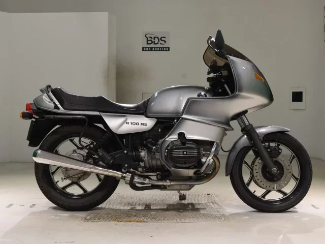 BMW  R100RS лот № 7648 оценка 4  с аукциона в Японии