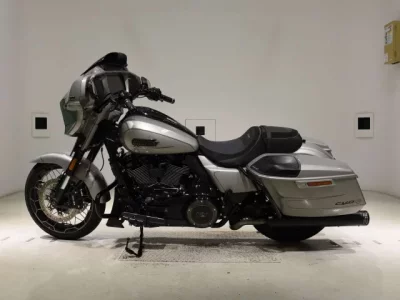 Harley-Davidson HARLEY FLHXSE1980CVO  с аукциона в Японии