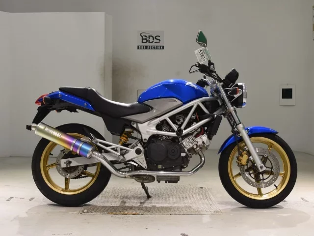 Honda VTR250 лот № 5362 оценка 4  с аукциона в Японии