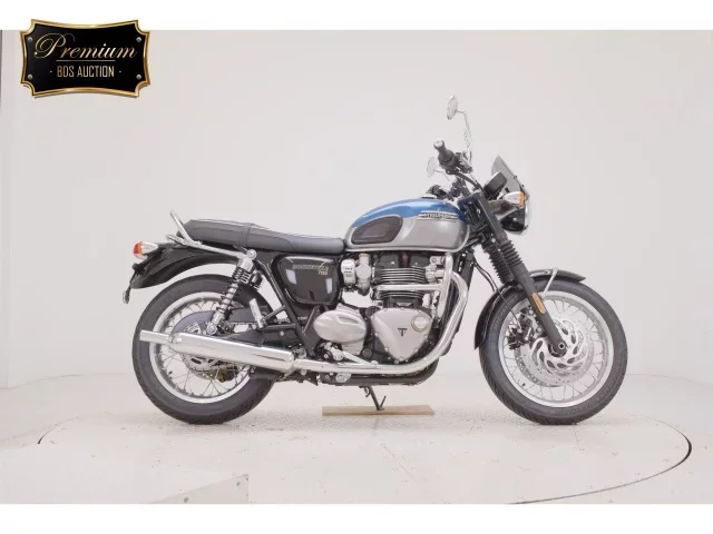 Triumph  BONNEVILLE T120 лот № 7519 оценка 6  с аукциона в Японии