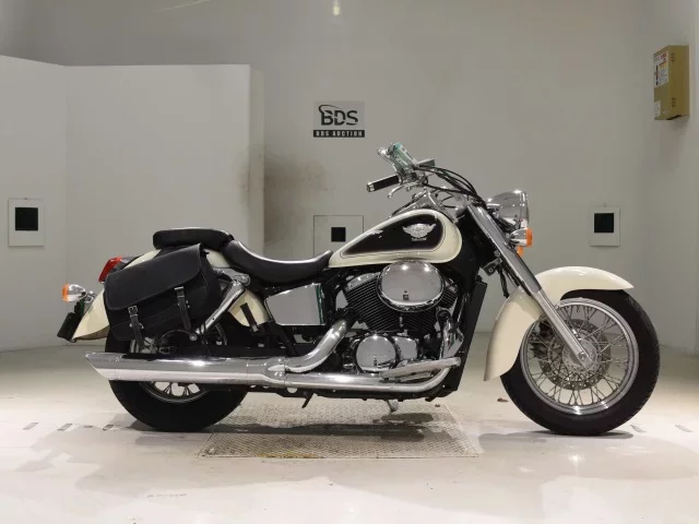 Honda SHADOW400 лот № 5231 оценка 4  с аукциона в Японии