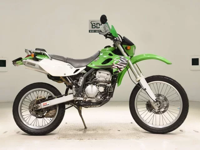 Kawasaki KLX250 лот № 7866 оценка 4  с аукциона в Японии