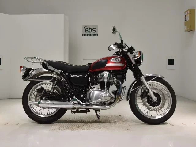 Kawasaki W800-2 лот № 7626 оценка 5  с аукциона в Японии