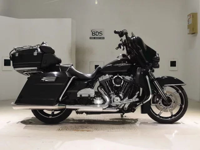 Harley-Davidson HARLEY FLHX1690 лот № 5170 оценка 4  с аукциона в Японии