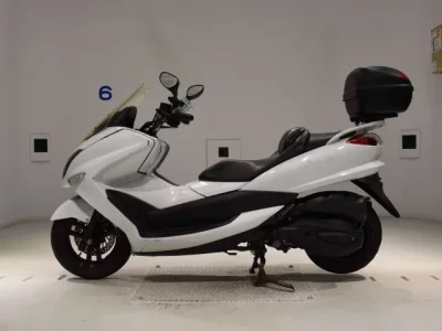 Yamaha MAJESTY 250-4  с аукциона в Японии
