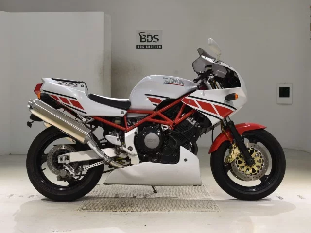 Yamaha TRX850 лот № 8033 оценка 4  с аукциона в Японии