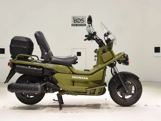Honda PS250 лот № 7836 оценка 4  с аукциона в Японии
