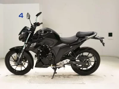 Yamaha FZ25  с аукциона в Японии