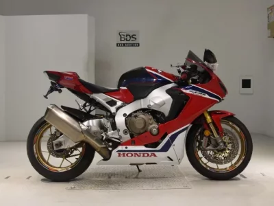 Honda CBR1000RR-3SP  с аукциона в Японии