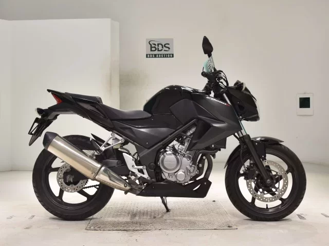 Honda CB250 лот № 0169 оценка 5  с аукциона в Японии