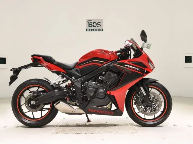 Honda CB650R лот № 0213 оценка 5  с аукциона в Японии