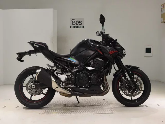 Kawasaki Z900-2 лот № 0416 оценка 5  с аукциона в Японии