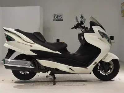Suzuki SKYWAVE 250S-3  с аукциона в Японии