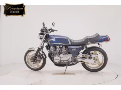 Kawasaki ZEPHYR750  с аукциона в Японии