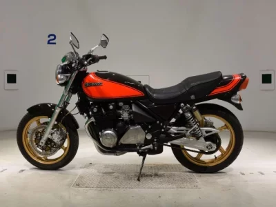 Kawasaki ZEPHYR400  с аукциона в Японии
